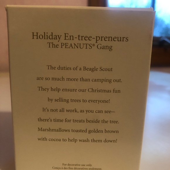 Hallmark Keepsake - Holiday En-tree-preneurs- The Peanut Gang - 2011 - Picture 12 of 13